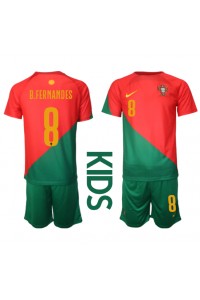 Portugali Bruno Fernandes #8 Jalkapallovaatteet Lasten Kotipeliasu MM-kisat 2022 Lyhythihainen (+ Lyhyet housut)